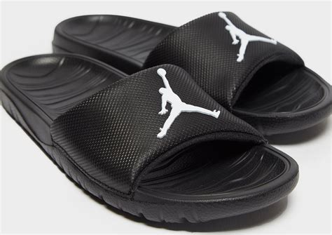 kids' jordan slides size 3